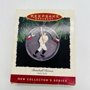 Hallmark Keepsake Ornament - Baseball Heroes Babe Ruth